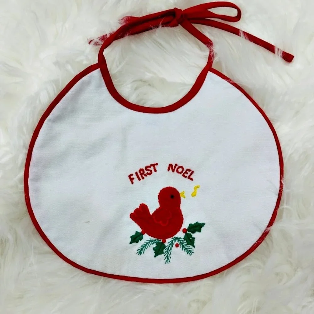 Vintage Christmas Baby Bibs Set of 2 White Red Green Bird Holly Patchwork Unltd
